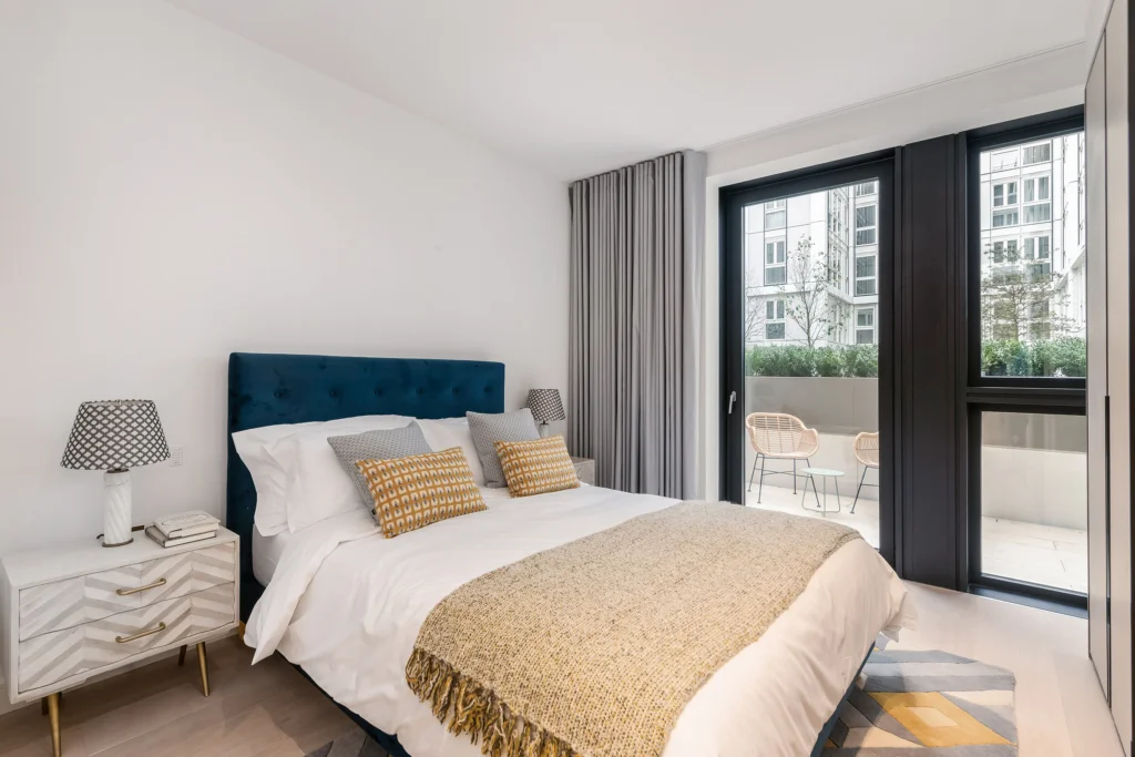 Property Photography, Bedroom 1Lincoln Square, London, WC2A – Fulham Performance UK Property Marketing Experts